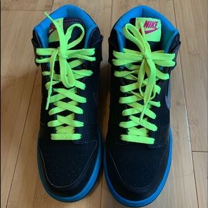 Nike Dunk Women’s Fireberry/Volt